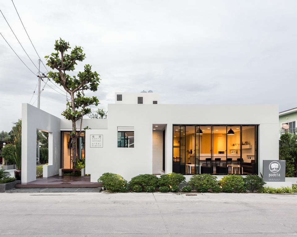 Narita Amata Hotel Chonburi Exterior photo