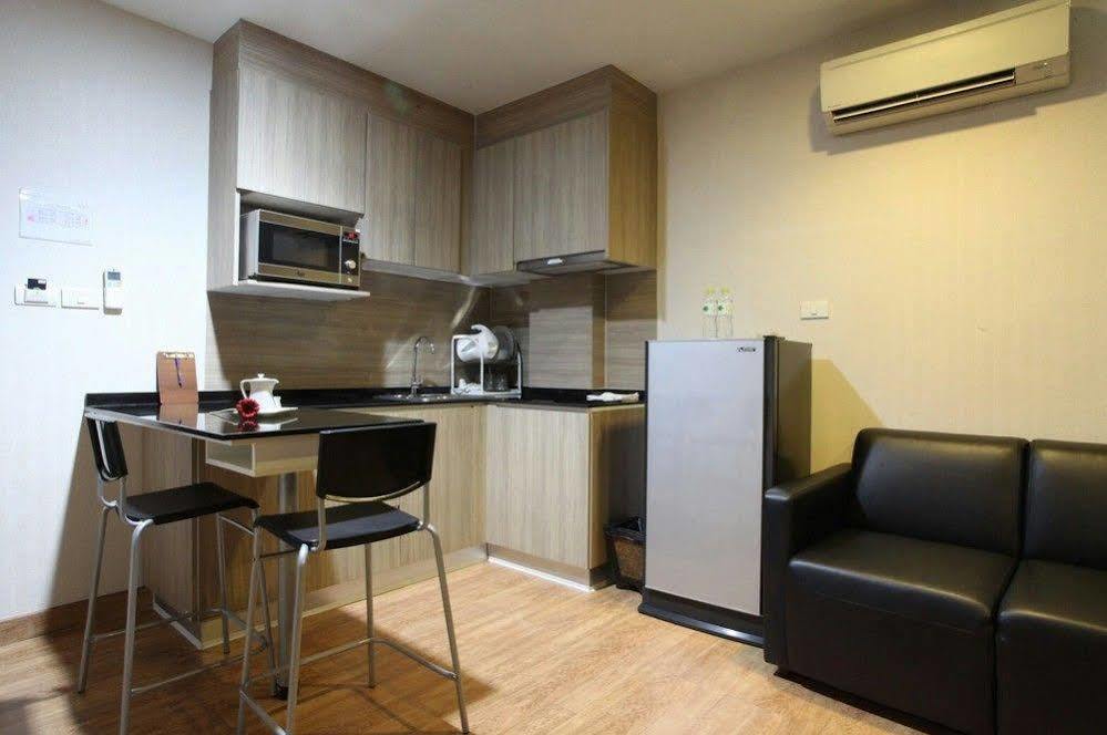 Narita Amata Hotel Chonburi Exterior photo