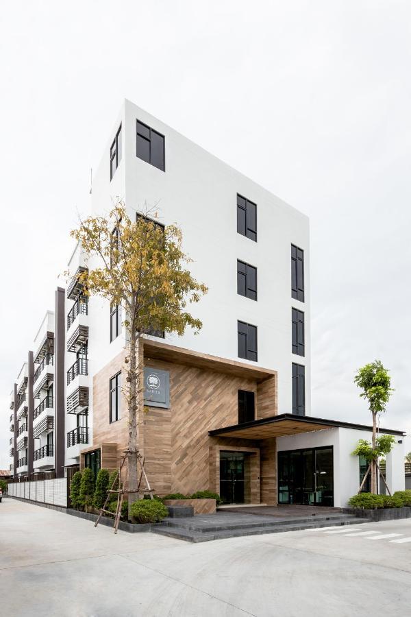 Narita Amata Hotel Chonburi Exterior photo