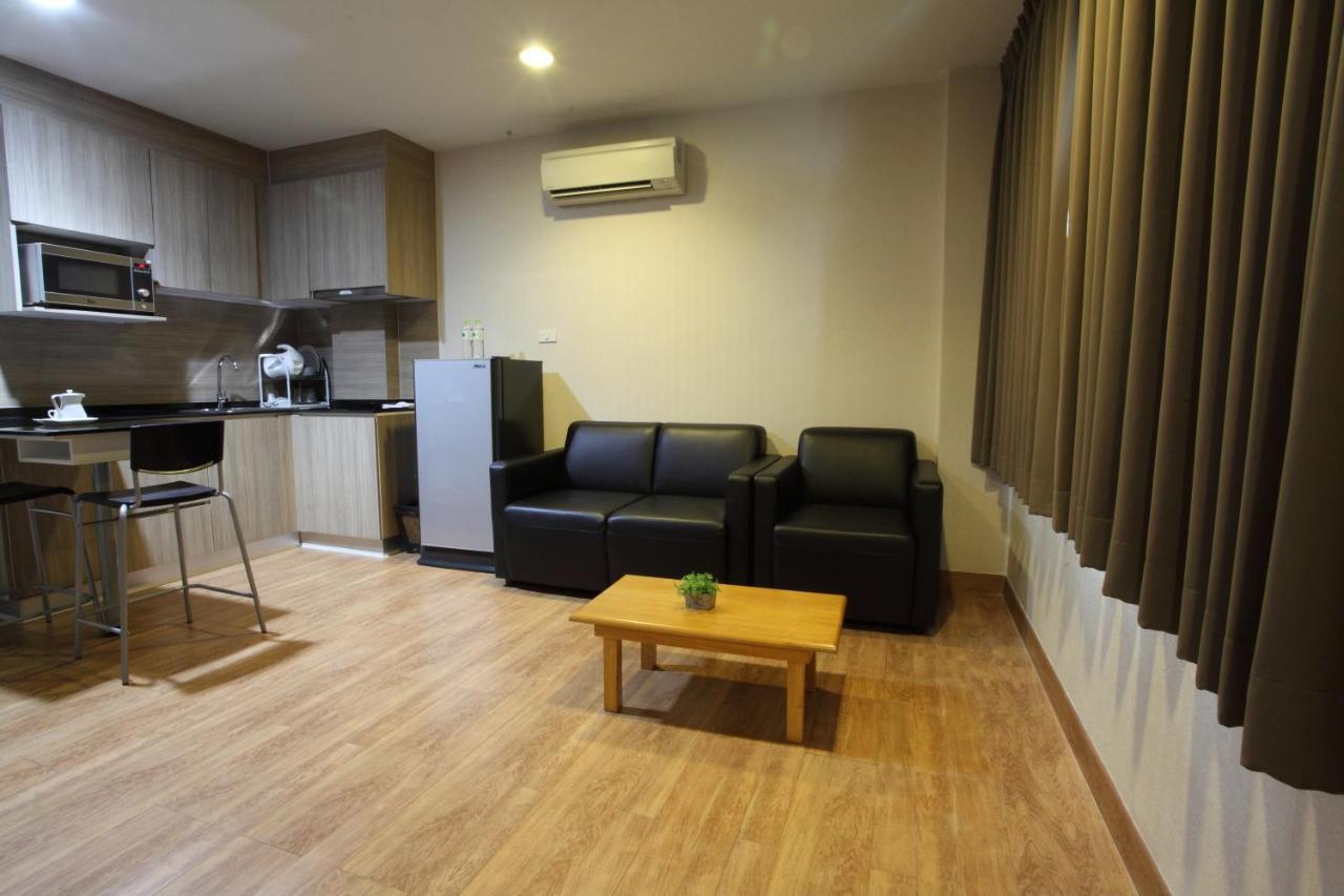 Narita Amata Hotel Chonburi Exterior photo