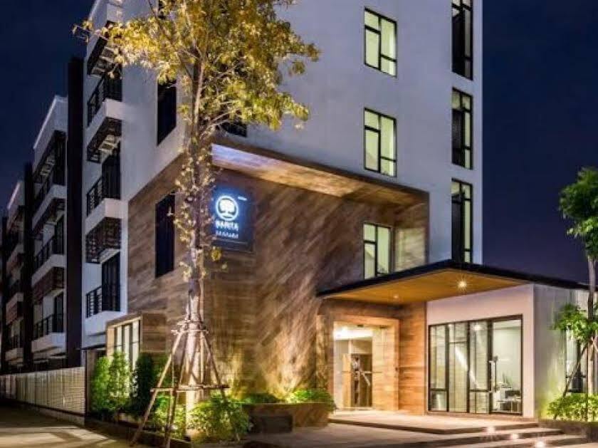 Narita Amata Hotel Chonburi Exterior photo