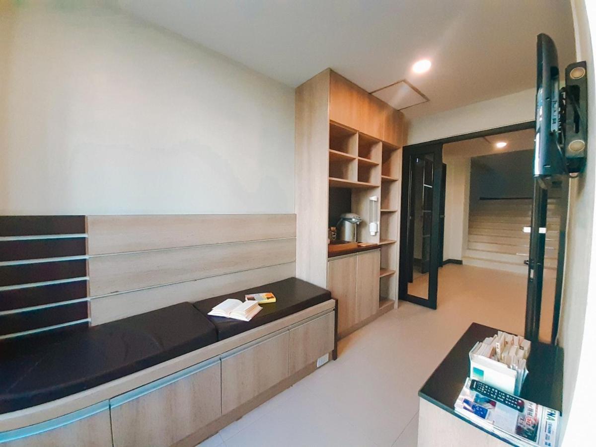 Narita Amata Hotel Chonburi Exterior photo